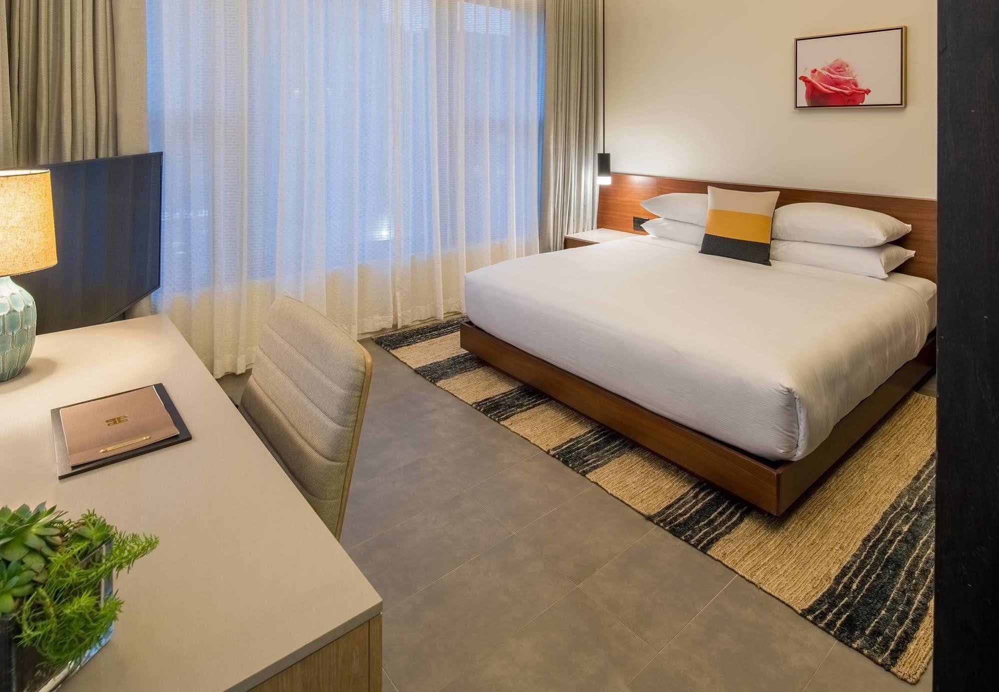 The Hi-Lo, Autograph Collection Hotel Portland Bagian luar foto